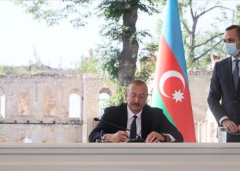 الرئيس الأذربيجاني يصدق على “إعلان شوشة”