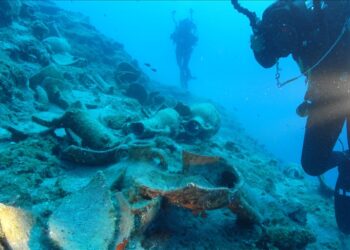 تركيا.. العثور على حطام سفينة في “رودس” من القرن الثالث للميلاد