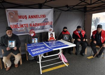 تركيا.. عائلات تدعو أبناءها للانشقاق عن “بي كا كا” وتسليم أنفسهم