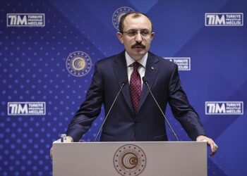 الصادرات التركية تسجل رقما قياسيا في يناير