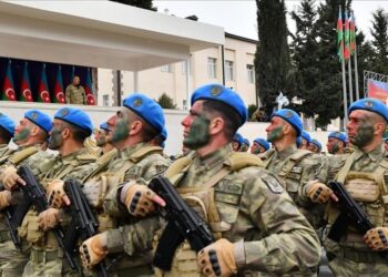 أذربيجان تعزز جيشها بوحدات كوماندوز تدربت في تركيا