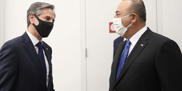 تركيا تؤكد مواصلة دعم وحدة الأراضي الأوكرانية