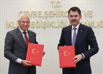 تركيا وأنغولا توقعان مذكرة تفاهم في مجال التخطيط العمراني