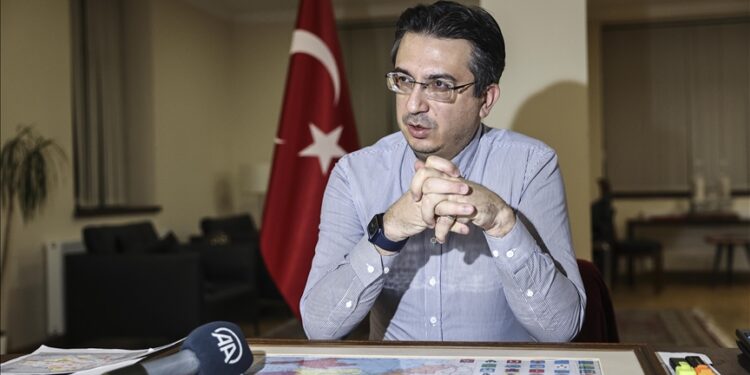 تركيا توشك على إكمال إجلاء مواطنيها من أوكرانيا