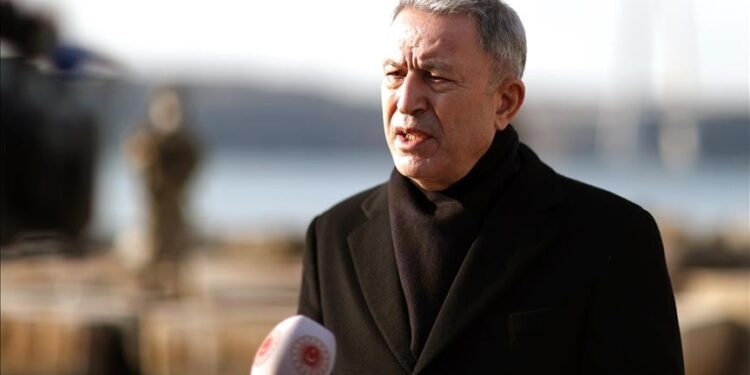 وزير الدفاع التركي: لدينا طائرتي نقل في أوكرانيا حاليا