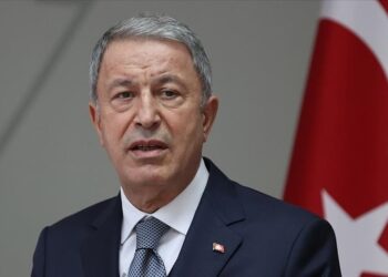 أكار: تركيا متأهبة للألغام المنجرفة إلى المياه الاقليمية