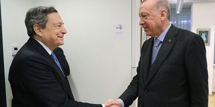 أردوغان يلتقي رئيس الوزراء الإيطالي في بروكسل
