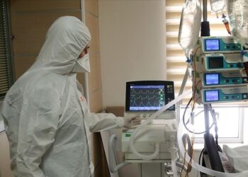 تركيا تسجل 138 حالة وفاة بفيروس كورونا