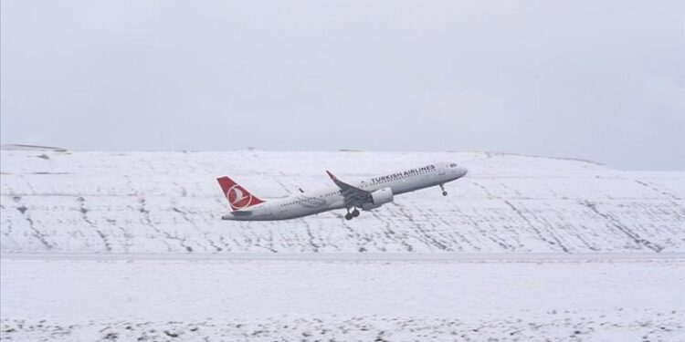 الخطوط الجوية التركية تلغي 407 رحلات في إسطنبول