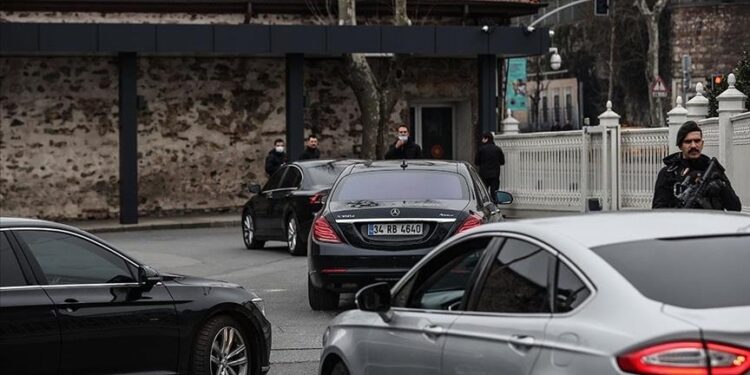 انطلاق المباحثات بين الوفدين الروسي والأوكراني في إسطنبول