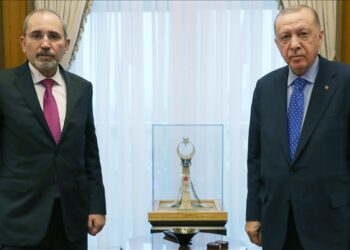 أردوغان يستقبل وزير الخارجية الأردني في أنقرة