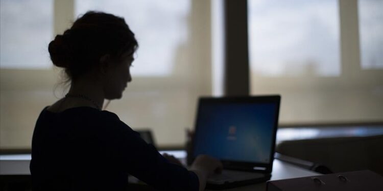 تركيا.. تراجع البطالة بمقدار 1.1 نقطة في 2021