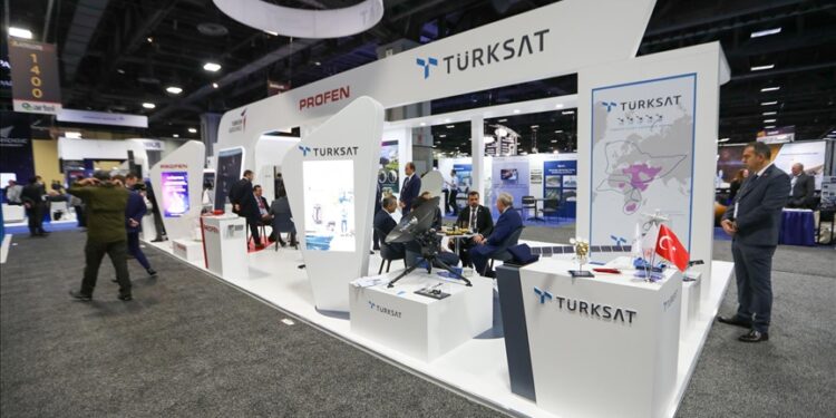 منتجات لشركات تركية في معرض “الأقمار الصناعية 2022” بواشنطن