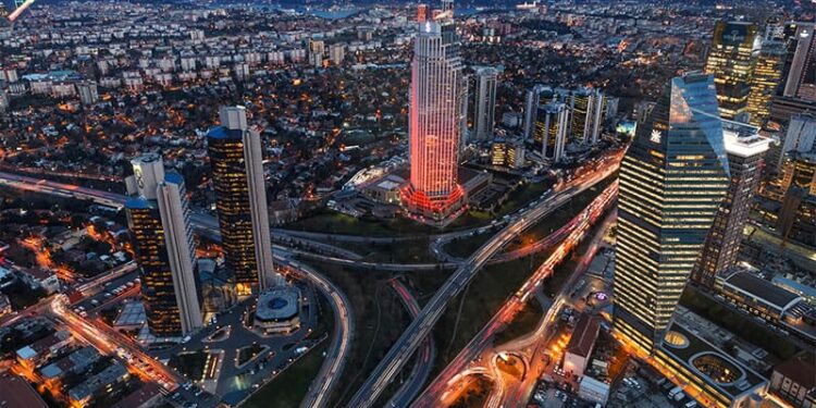 مسؤول تركي: نتوقع زيادة الاستثمارات الإماراتية في قطاع العقارات