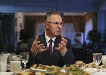 السفير الفلسطيني: أجواء رمضان في تركيا تذكرني ببلدي