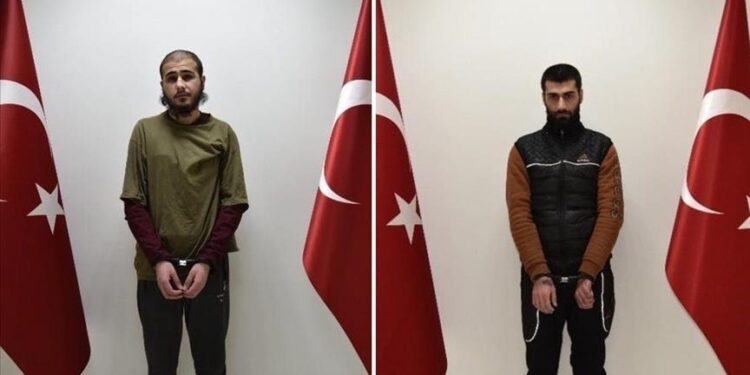 الاستخبارات التركية تجلب إرهابيين اثنين من سوريا