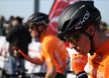 انطلاق الجولة السادسة من سباق الرئاسة التركية للدراجات الهوائية