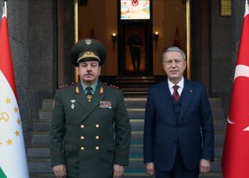 تركيا وطاجكستان توقعان اتفاقية إطار عسكري