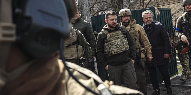 زيلينسكي يكشف عن وساطة تركية لاستعادة مدينة ماريوبول