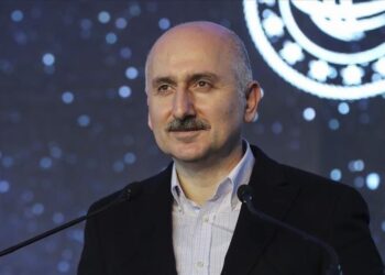 وزير تركي: لدينا 22 سفينة على شواطئ أوكرانيا