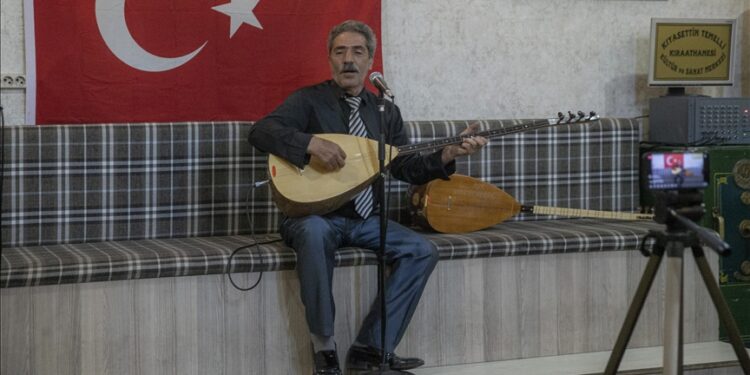 في ليالي رمضان.. “المبارزات الشعرية” تلهب أرضروم التركية