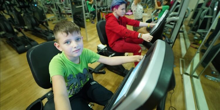 بممارسة الرياضة.. أيتام أوكرانيون في تركيا يحاولون نسيان آثار الحرب