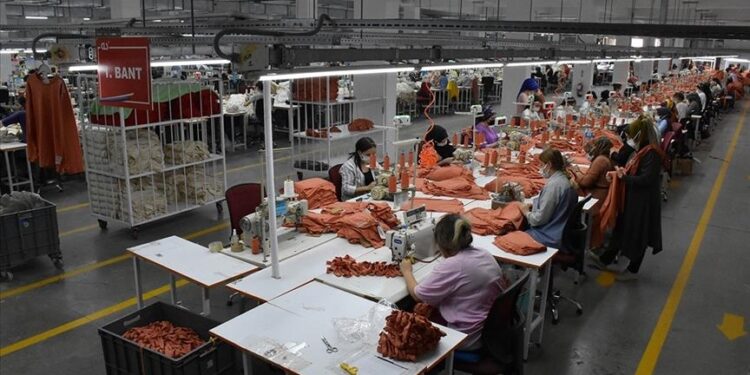 تركيا.. البطالة تسجل 10.7 بالمئة في فبراير