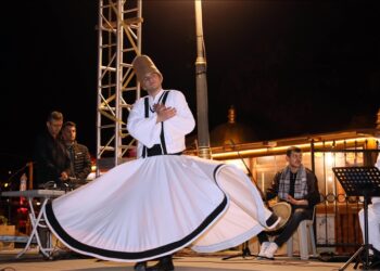 “مدينة الأمراء”.. أماسيا التركية تحافظ على التقاليد الرمضانية