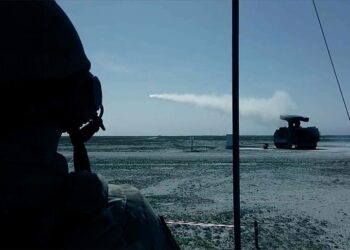 الدفاع التركية: نجاح إطلاق صواريخ “ستينغر” وإصابة أهدافها