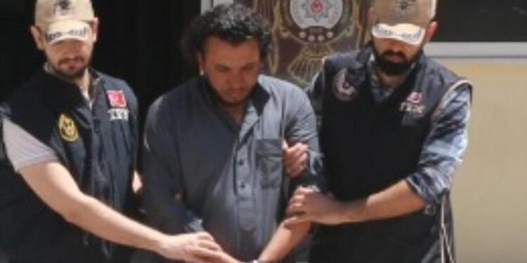 قبيل تنفيذ هجوم انتحاري.. القبض على إرهابي جنوبي تركيا