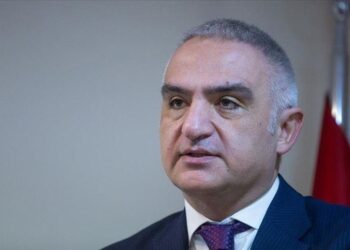 تركيا تهدف لاستقبال 42 مليون سائح حتى نهاية 2022