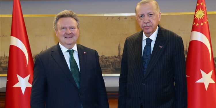 أردوغان يلتقي عمدة فيينا في إسطنبول