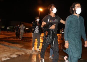 تركيا تعيد 103 مهاجرين إلى أفغانستان