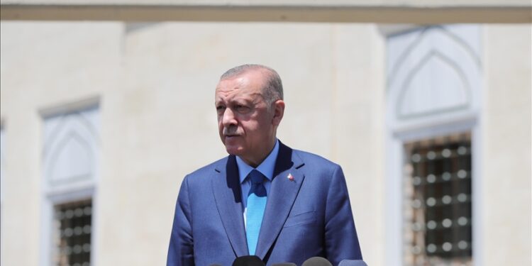 أردوغان: ولي العهد السعودي يزور تركيا الأربعاء