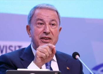 وزير الدفاع التركي ينتقد تصريحات يونانية استهدفت بلاده