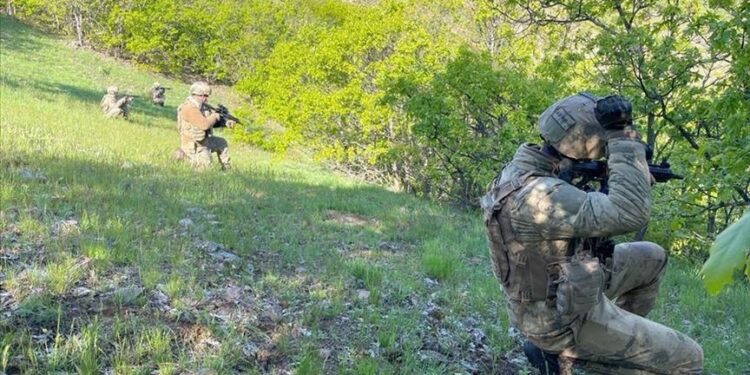 تركيا تطلق عملية أمنية جديدة ضد “بي كي كي” الإرهابي