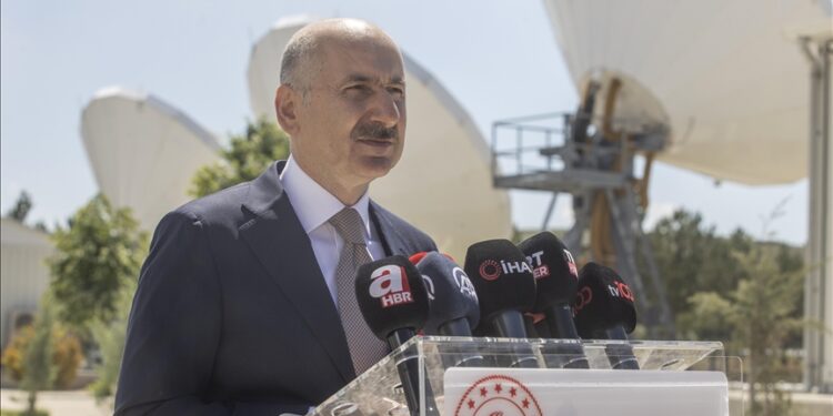 تركيا تستعد لإدخال قمرها الصناعي “توركسات 5 بي” في الخدمة