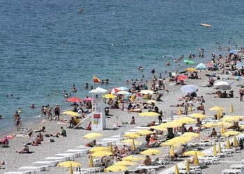 تركيا: نمو عدد السياح 90 بالمئة في 2021