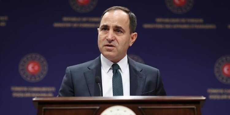 تركيا: نتواصل مع السلطات الإيطالية بشأن المروحية المفقودة