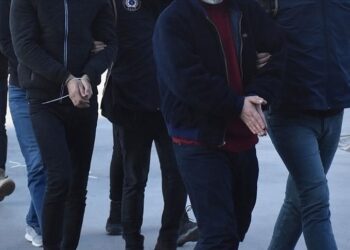 السلطات التركية تضبط 18 مهاجرا غير نظامي وسط البلاد