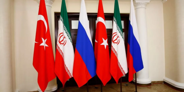 زعماء تركيا وروسيا وإيران يجتمعون حول سوريا لأول مرة منذ عامين