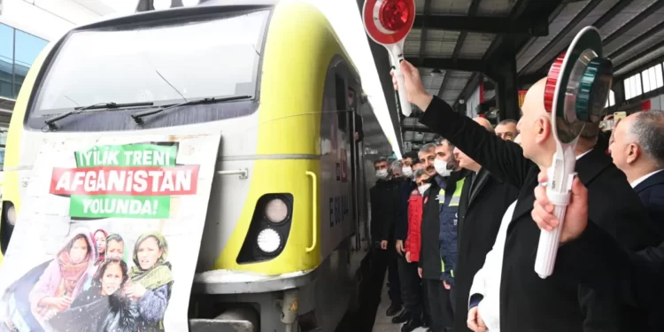 انطلاق قطار الخير من تركيا إلى أفغانستان