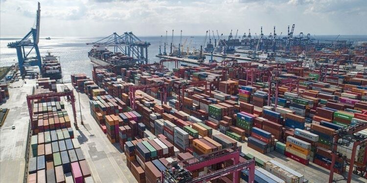 روسيا تحتل المرتبة الأولى في نمو الصادرات التركية