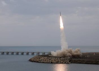 تركيا تختبر بنجاح صاروخها المحلي طيفون