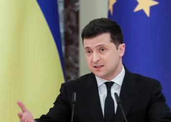 رئيس أوكرانيا يصل جدة لحضور القمة العربية