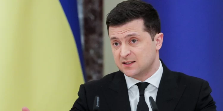 رئيس أوكرانيا يصل جدة لحضور القمة العربية