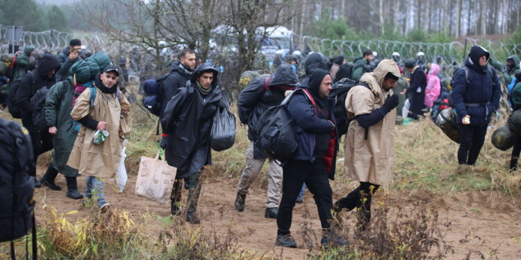 إدارة الهجرة: منع دخول 903 مهاجرين من الحدود الإيرانية