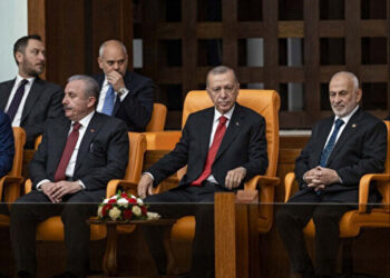 الرئيس أردوغان يشارك بمراسم أداء النواب اليمين الدستورية