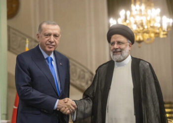 أردوغان ورئيسي يتبادلان التهاني بعيد الأضحى