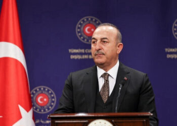 تشاووش أوغلو يدعو السويد لخطوات ملموسة بمكافحة الإرهاب